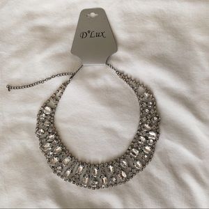 NWT DLux Jewel Crystal Round Adjustable Necklace